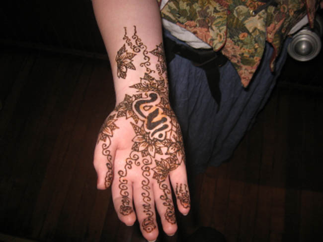 HennaHand